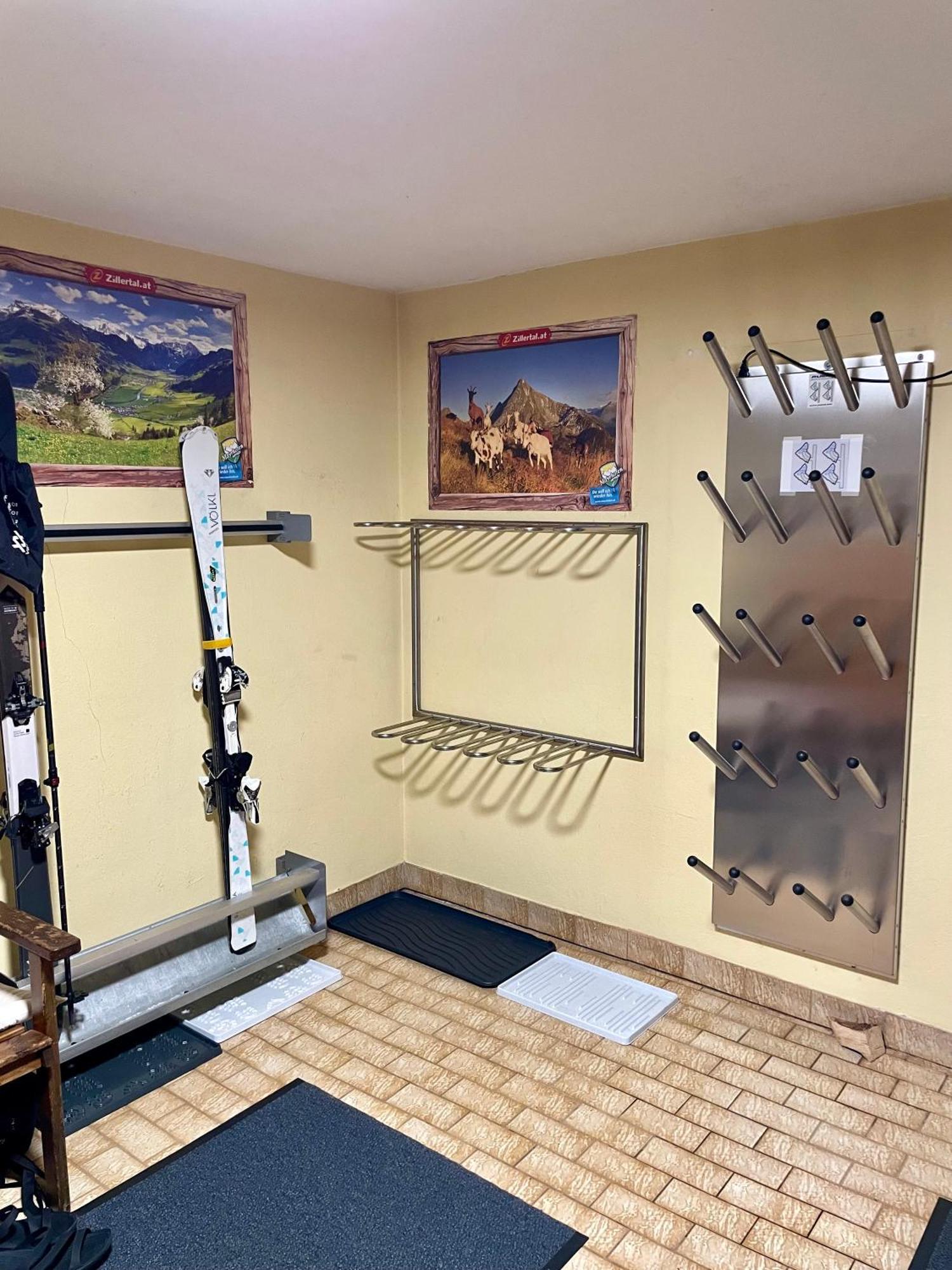Haus Groeblacher Mayrhofen Dış mekan fotoğraf