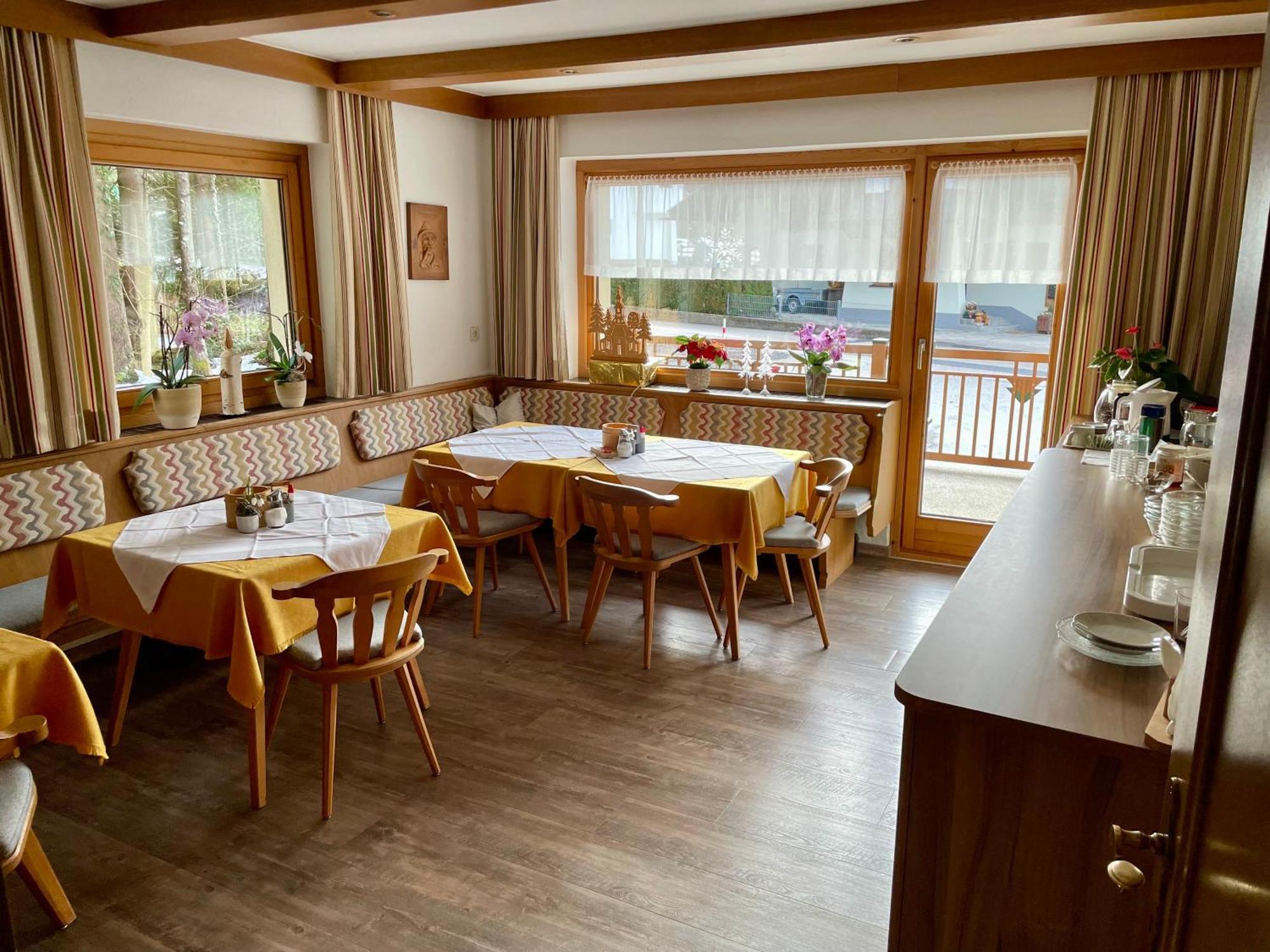 Haus Groeblacher Mayrhofen Dış mekan fotoğraf